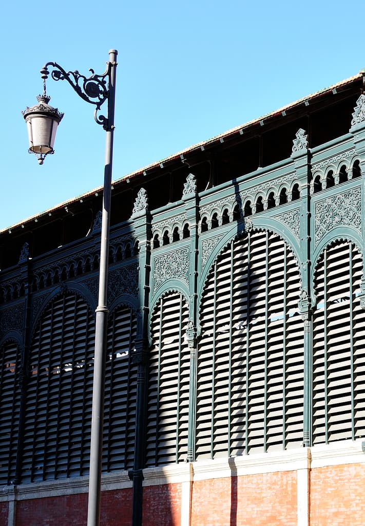 Arkitektur ved Atarazanas-markedet i Málaga